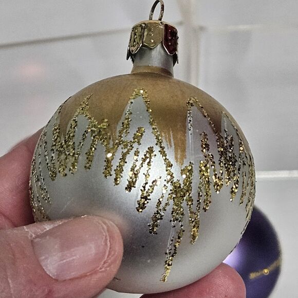 4 Christmas Classics Hand Decorated Glass Ornaments European No Box ~ 1.5 Inches - Picture 12 of 12